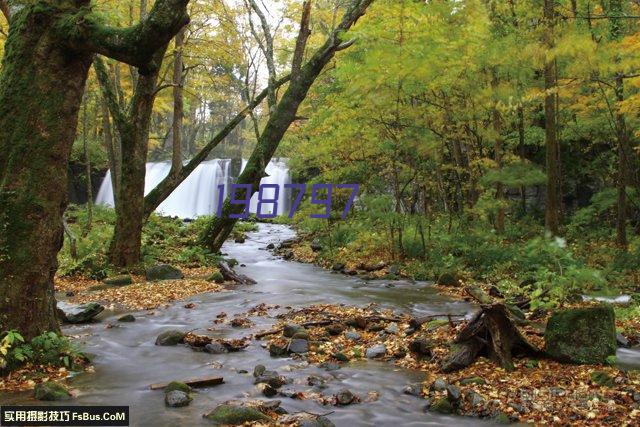 塑壳断路器附件辅助附件的功能特点：塑壳断路器有很多种辅助附件，通常情沉下用的最多的是分励脱扣器、欠压脱扣器、这两个是外附件，需要装到塑壳断路器里面，塑壳断路器本身就带有延时脱扣和瞬时脱扣功能。分励脱扣器的功能：可远距离控制断路器分闸。欠压脱扣器的功能：当电压少于额定电压70%-35%时，脱扣器将分闸断路器。